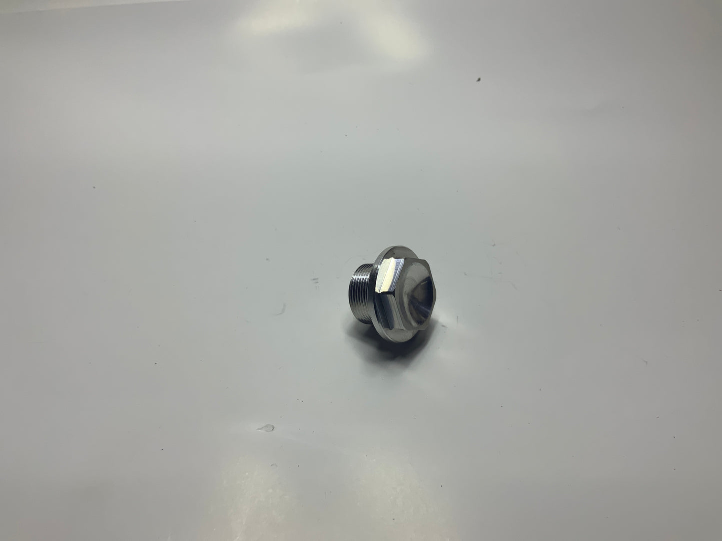 CAP - HOLLOW AXLE BRAKE SIDE