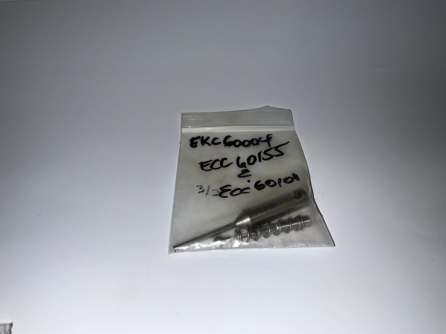 R/B EKC60004 PLUNGER - PV EARLY 2013 INCLUDES SPRING PLUNGER AND CABLE