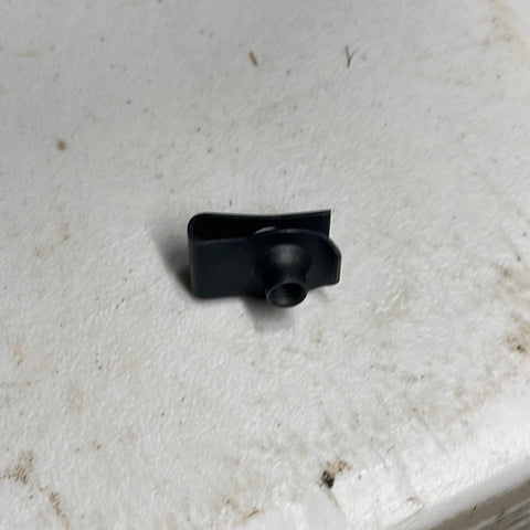 5MM CLIP-ON NUT